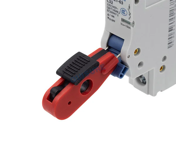 QS-D35 Circuit Breaker Lockout, QuiSure - Image 3